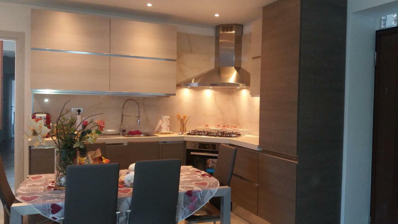 Home Vittoria Lago Di קומו מראה חיצוני תמונה